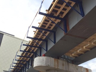 мостовые подвесные консоли для бетонирования пролетных строений